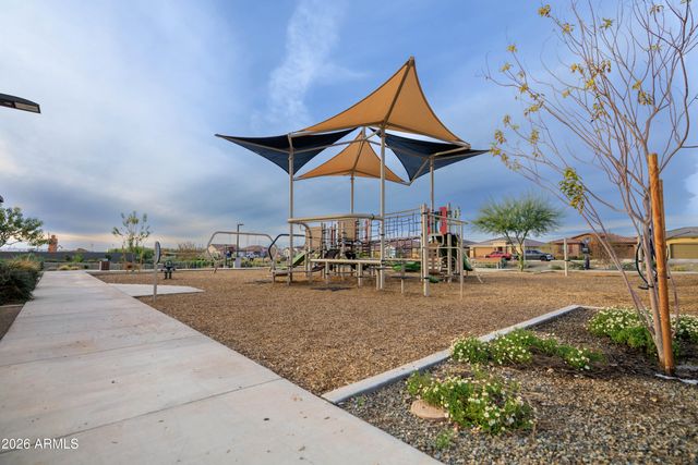 8149 E PETUNIA Avenue 1072, Mesa, AZ 85212