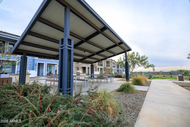 8149 E PETUNIA Avenue 1072, Mesa, AZ 85212