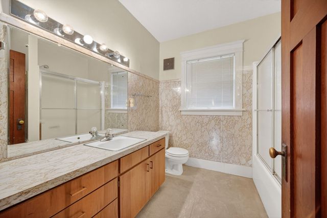 406 W State Street, Jefferson, IA 50129
