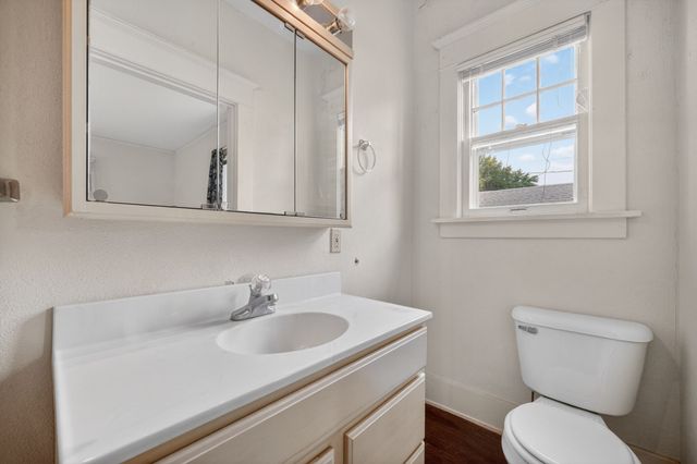 406 W State Street, Jefferson, IA 50129