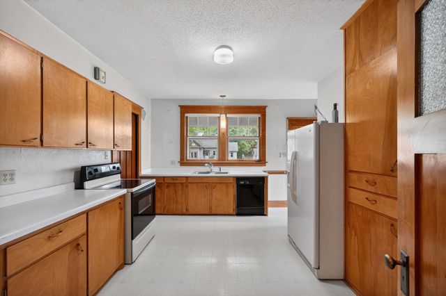 406 W State Street, Jefferson, IA 50129