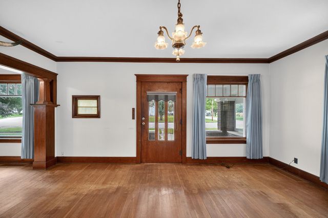 406 W State Street, Jefferson, IA 50129