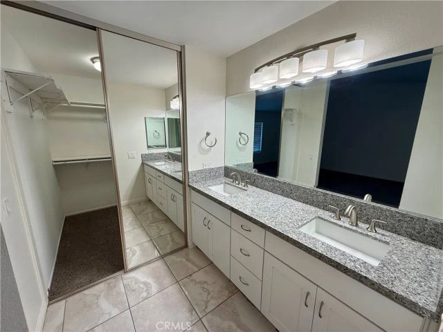16 Moonlight, Irvine, CA 92603