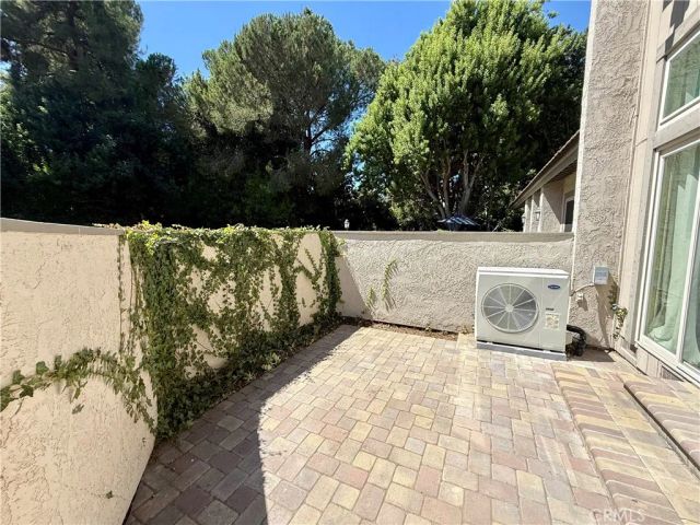 16 Moonlight, Irvine, CA 92603