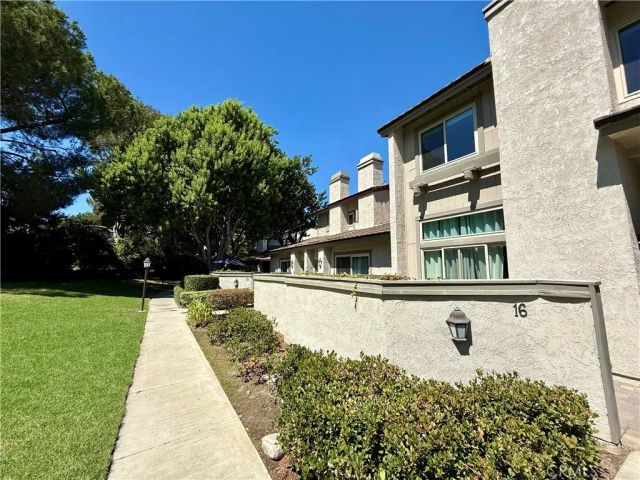 16 Moonlight, Irvine, CA 92603