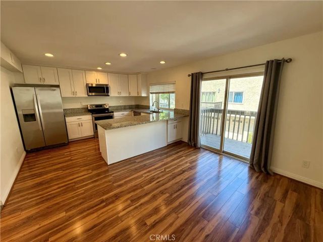 16 Moonlight, Irvine, CA 92603