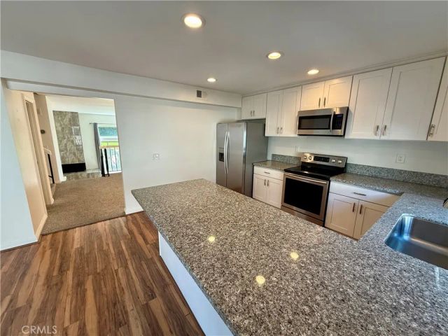 16 Moonlight, Irvine, CA 92603
