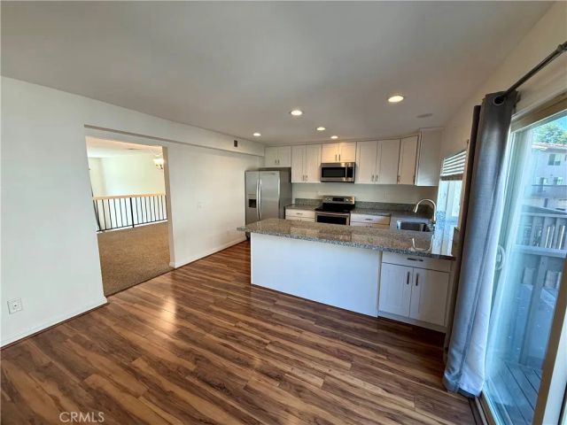 16 Moonlight, Irvine, CA 92603