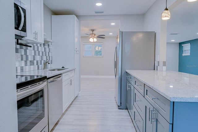 5135 NEWTON AVENUE S, Gulfport, FL 33707