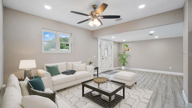 5135 NEWTON AVENUE S, Gulfport, FL 33707