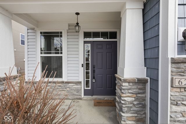 6258 Colonial Drive, Whitestown, IN 46075