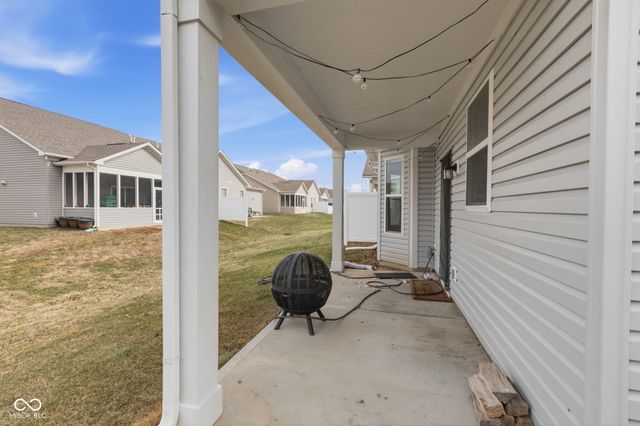 6258 Colonial Drive, Whitestown, IN 46075