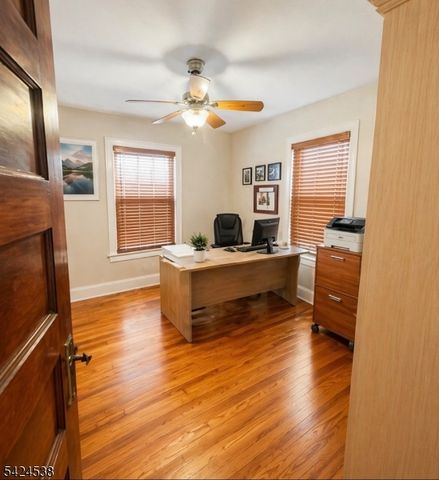 38 Emerson St, East Orange City, NJ 07018