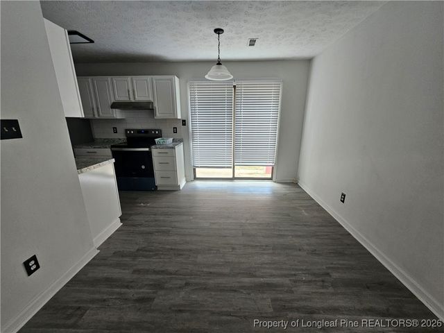 735 Hedgelawn Way, Fayetteville, NC 28311