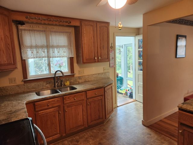 8 Nelson Park Drive, Worcester, MA 01605