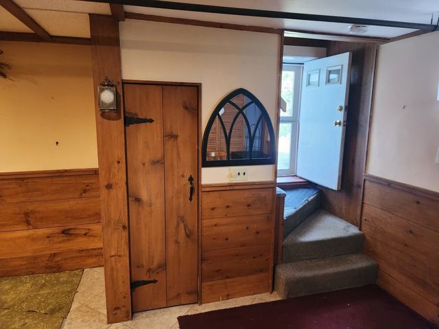 8 Nelson Park Drive, Worcester, MA 01605