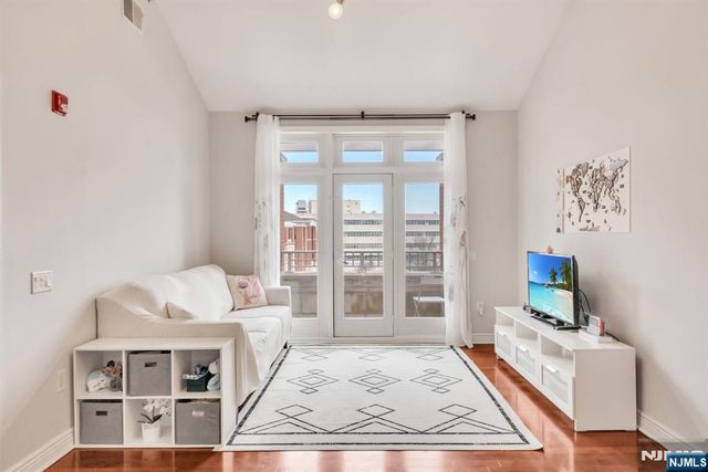 7400 River Road 419, North Bergen, NJ 07047