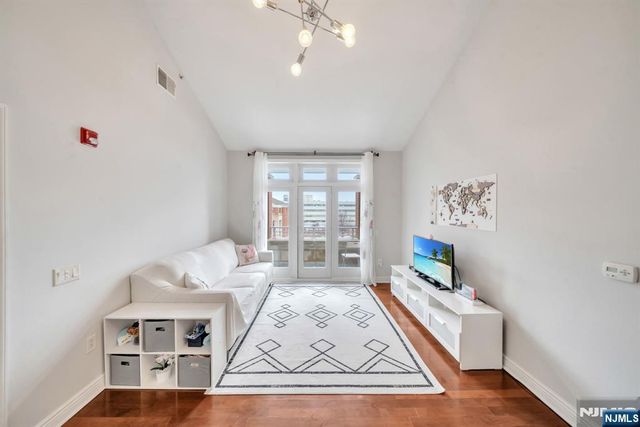 7400 River Road 419, North Bergen, NJ 07047