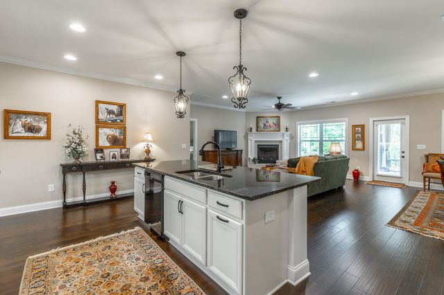 11944 Herons Haven Drive, Soddy Daisy, TN 37379