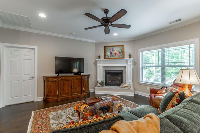 11944 Herons Haven Drive, Soddy Daisy, TN 37379