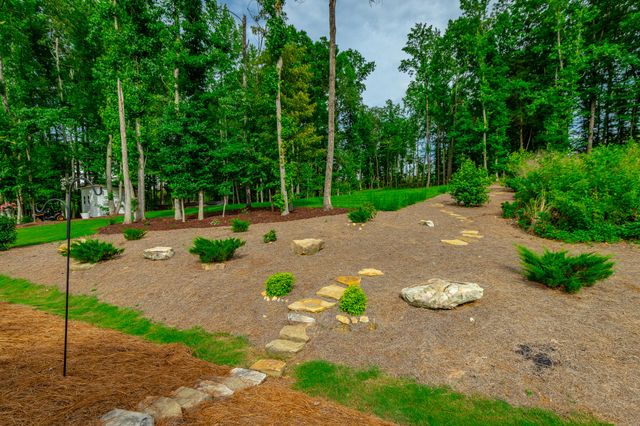 11944 Herons Haven Drive, Soddy Daisy, TN 37379