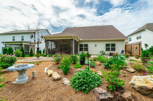 11944 Herons Haven Drive, Soddy Daisy, TN 37379