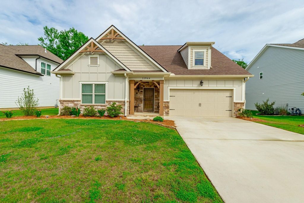 11944 Herons Haven Drive, Soddy Daisy, TN 37379