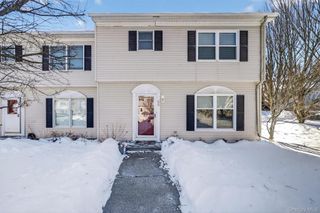 59 Lackawanna Trail, Suffern, NY 10901