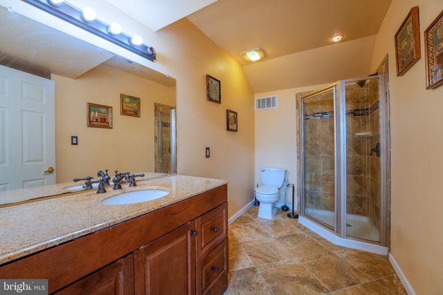 55 OAK FOREST DR, Sicklerville, NJ 08081