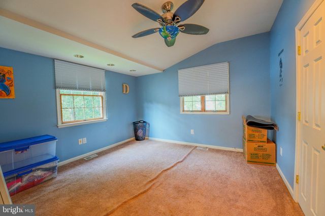 55 OAK FOREST DR, Sicklerville, NJ 08081