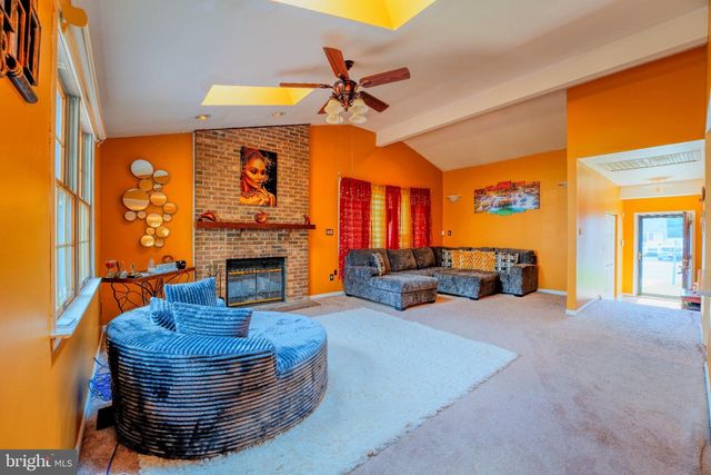 55 OAK FOREST DR, Sicklerville, NJ 08081