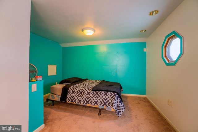 55 OAK FOREST DR, Sicklerville, NJ 08081