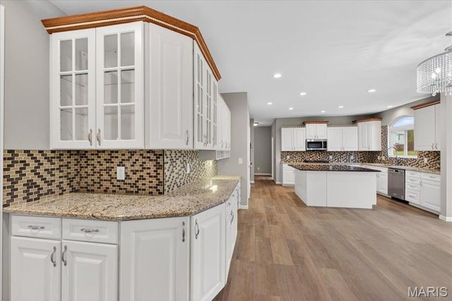 76 Brook Hollow Court, O'fallon, MO 63366