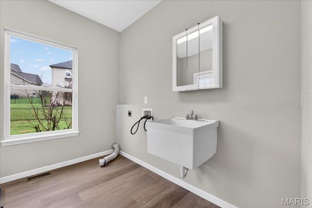 76 Brook Hollow Court, O'fallon, MO 63366