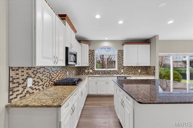 76 Brook Hollow Court, O'fallon, MO 63366