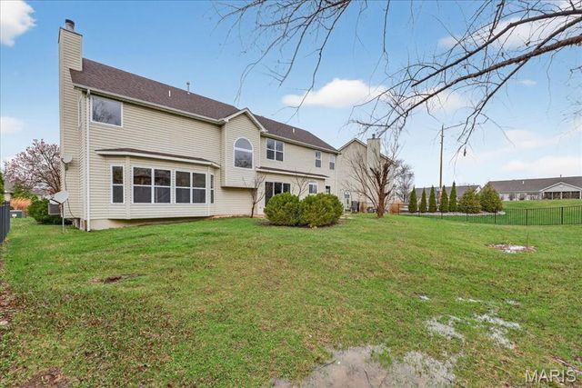 76 Brook Hollow Court, O'fallon, MO 63366