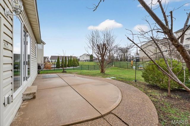 76 Brook Hollow Court, O'fallon, MO 63366