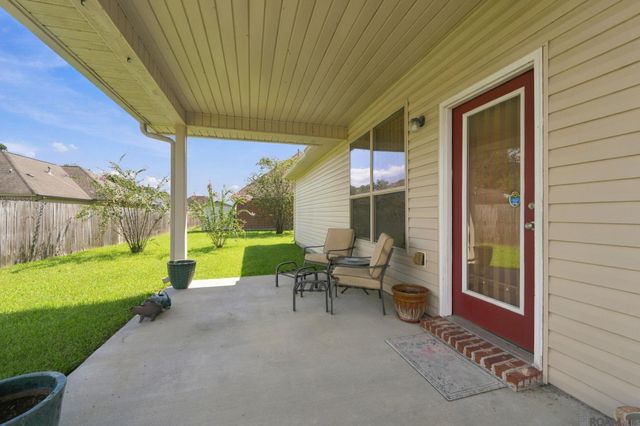 422 E Great Haven St, Gonzales, LA 70737