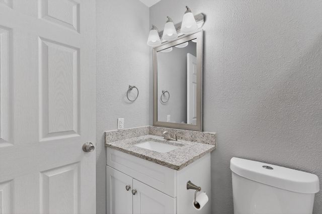 533 Cimarron Meadows Drive NE, Rio Rancho, NM 87144