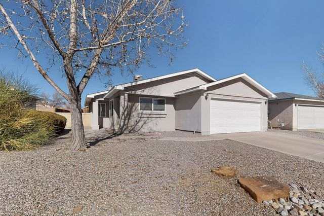 533 Cimarron Meadows Drive NE, Rio Rancho, NM 87144