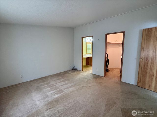 57 Heritage Boulevard, Longview, WA 98632