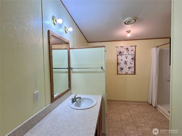 57 Heritage Boulevard, Longview, WA 98632