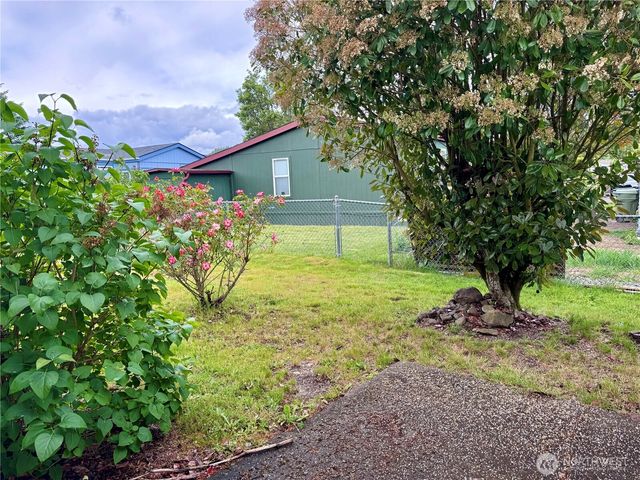 57 Heritage Boulevard, Longview, WA 98632
