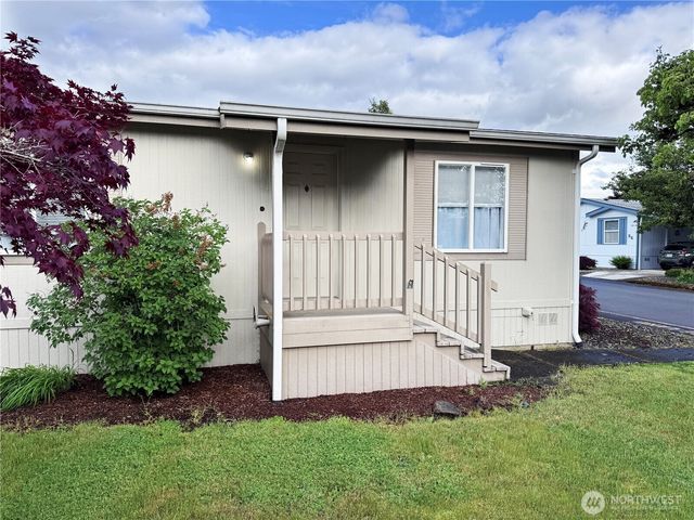 57 Heritage Boulevard, Longview, WA 98632
