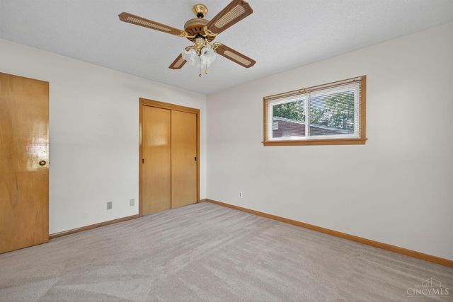 1617 Berwick Lane, Middletown, OH 45042