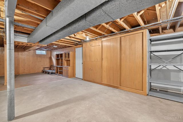 1617 Berwick Lane, Middletown, OH 45042