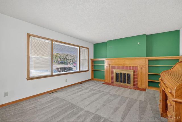 1617 Berwick Lane, Middletown, OH 45042