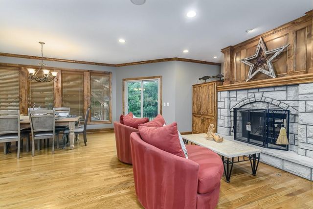 22119 171st Street, Basehor, KS 66007