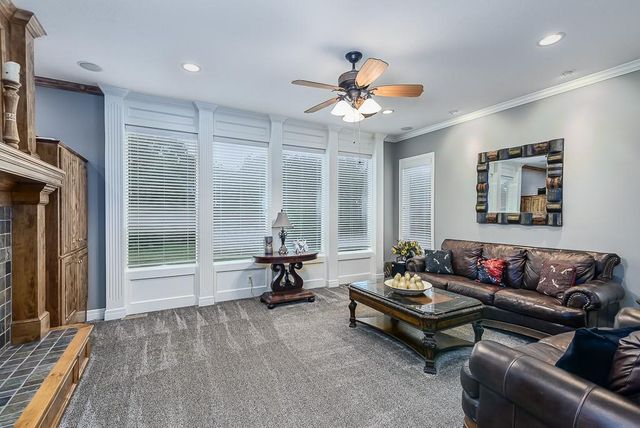 22119 171st Street, Basehor, KS 66007