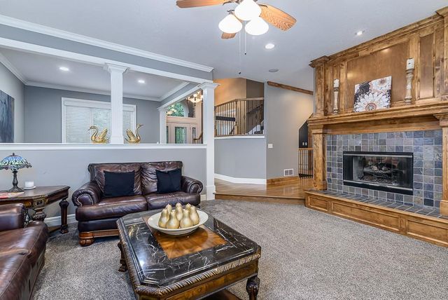 22119 171st Street, Basehor, KS 66007